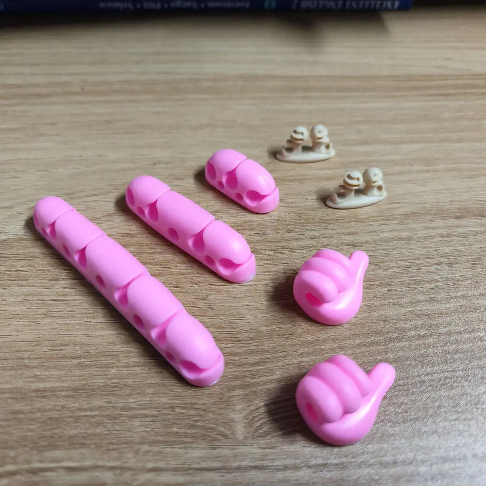 Lot de 7 Clips pour Câbles 2