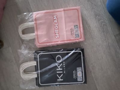 Sac papier signé